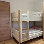 Apartschoen