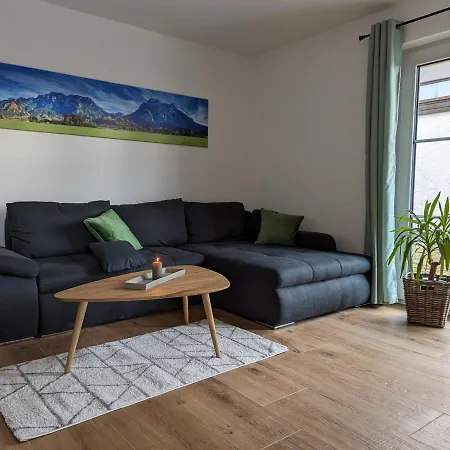Apartschoen