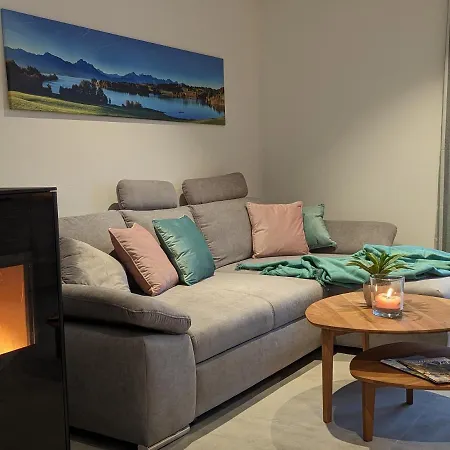 Apartschoen