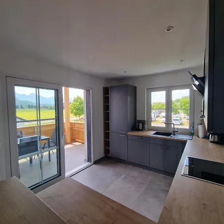 Apartschoen